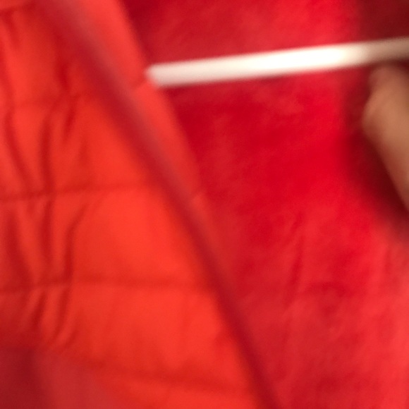 Merrell women’s size medium jacket salmon/ neon red - Picture 2 of 9